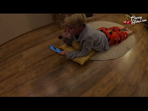 ❤️ Luda plavuša sisa ogroman kurac sisa i poskakuje na njemu - analni seks ️ Jebeni video na bs.com-porn-hat.ru